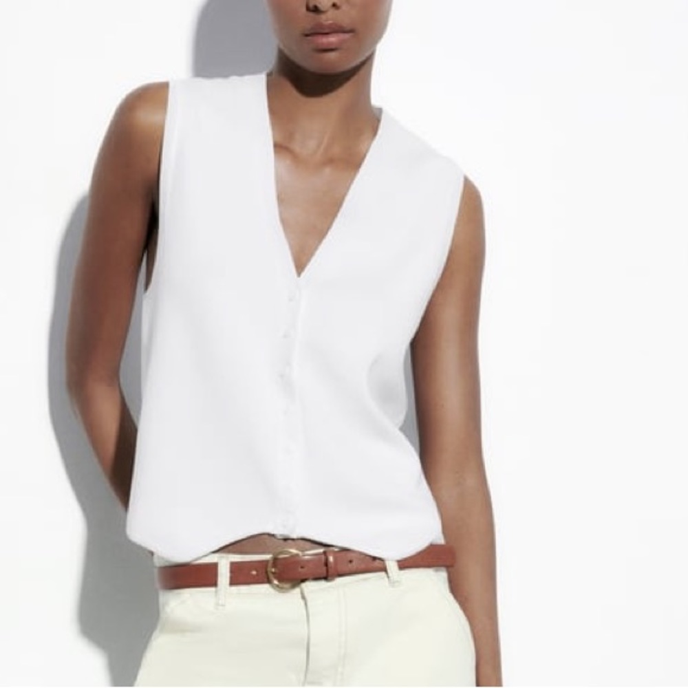 Zara v-neck knit vest